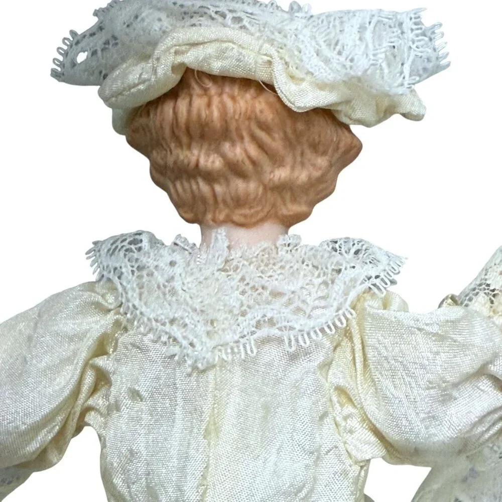 Unbranded victorian style